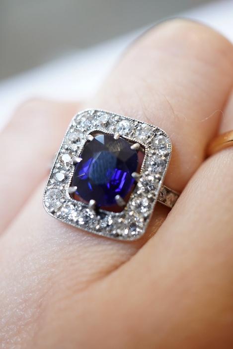 An Art Deco sapphire and diamond ring, 1920s
